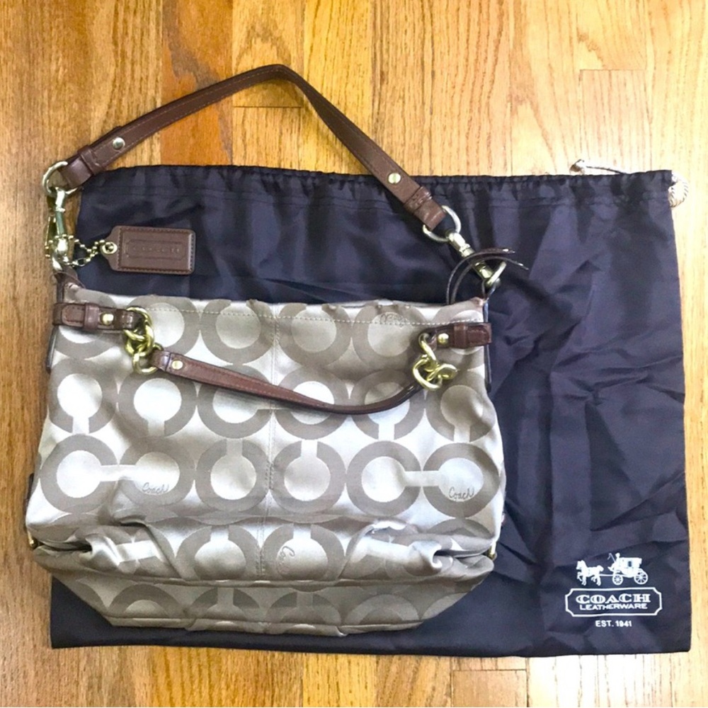 Coach Signature Shoulder Bag